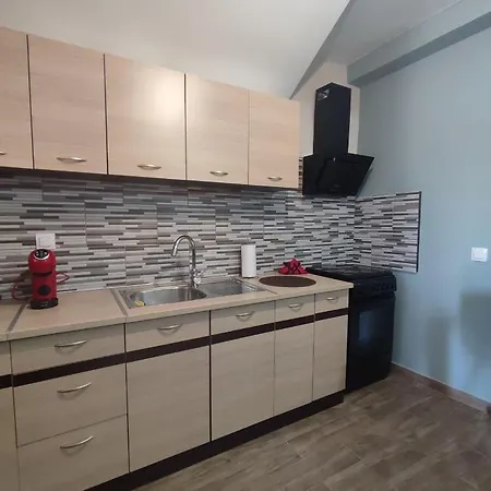 Aithra 2 Апартаменты *