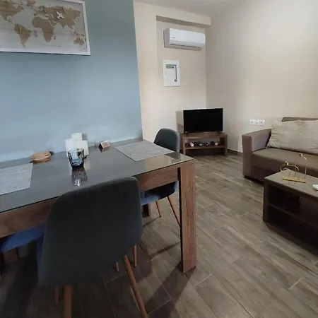Apartment Aithra 2 *