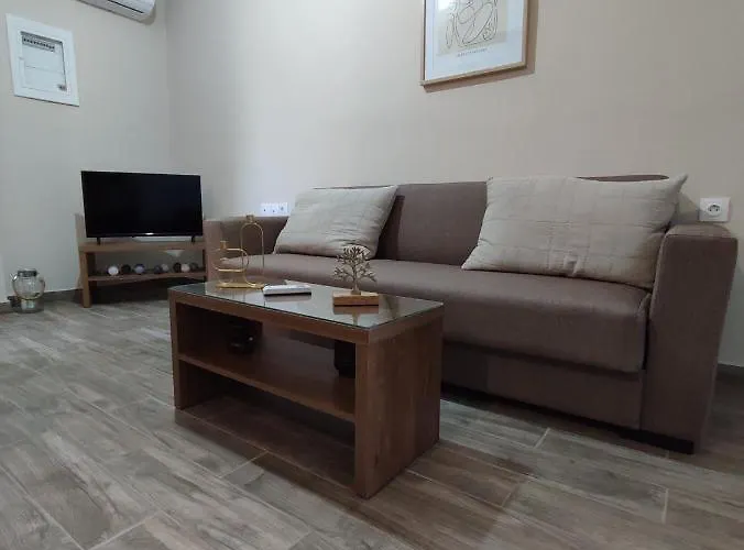 Aithra 2 Apartamento